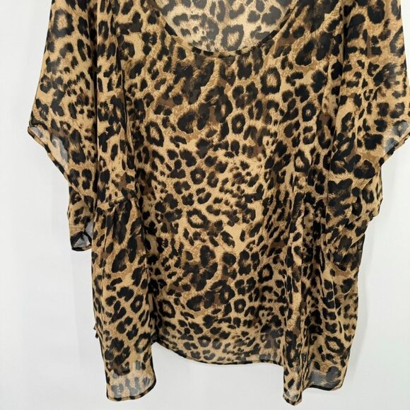 Torrid Women's semi Sheer Leopard Print Top Size 3X plus Animal Blouse - Picture 3 of 9